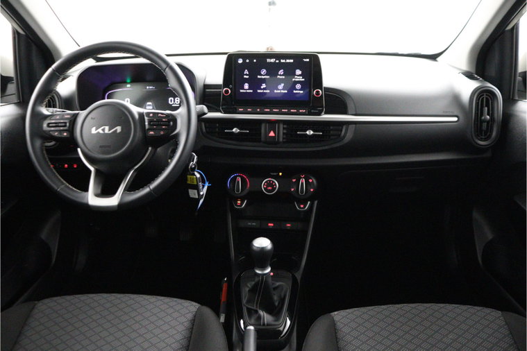 Vehicle Image 32