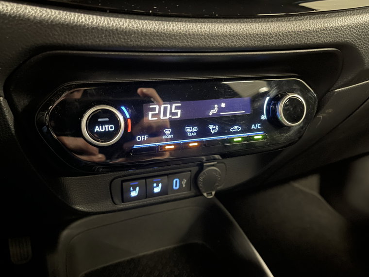Vehicle Image 20