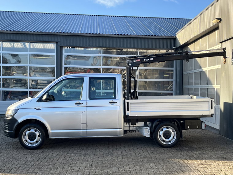 Vehicle Image 28