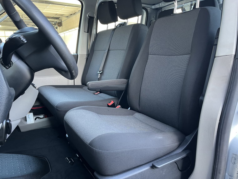 Vehicle Image 33