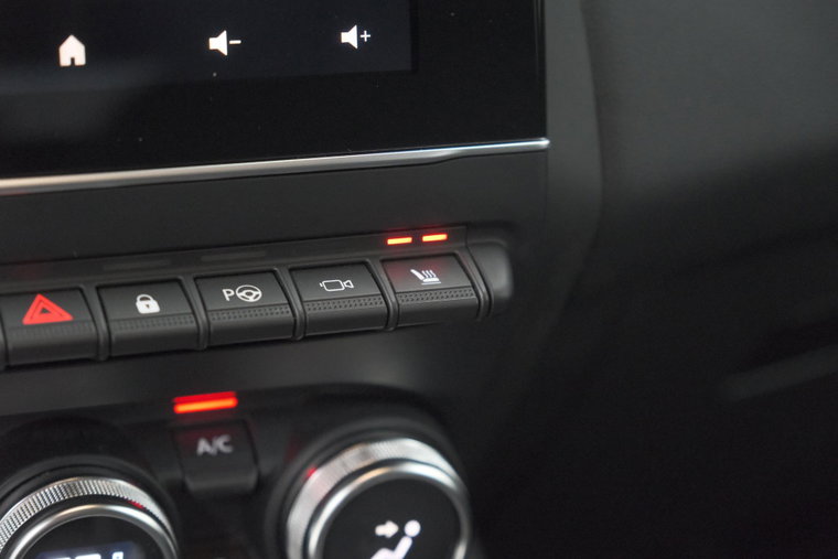Vehicle Image 35