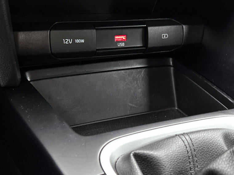 Vehicle Image 31