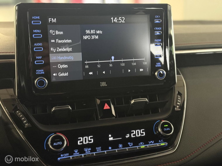 Vehicle Image 19