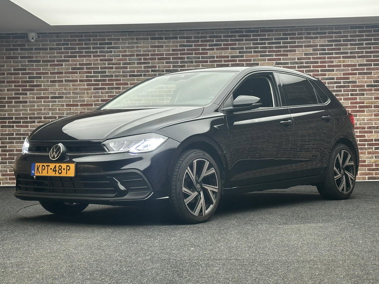 Vehicle Image 28