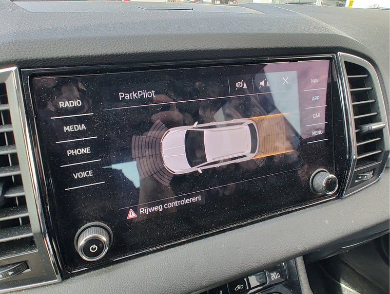 Vehicle Image 21