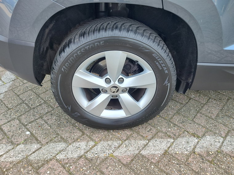 Vehicle Image 31