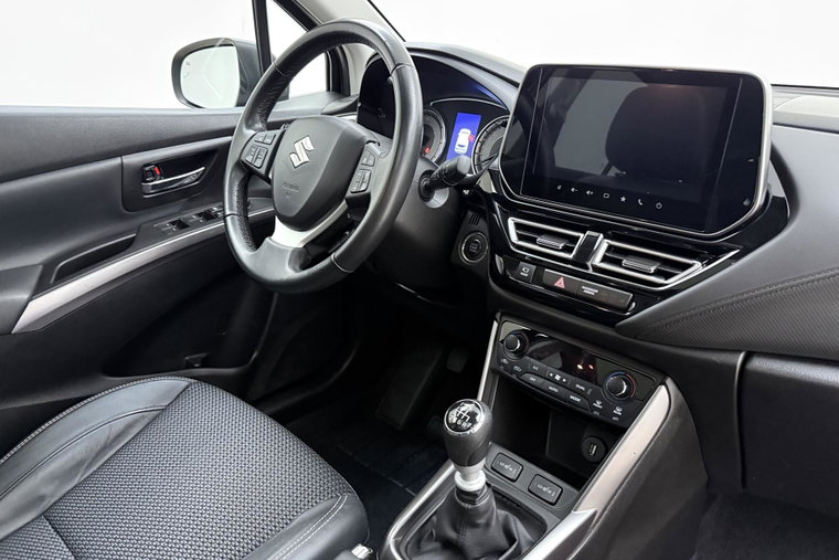 Vehicle Image 15