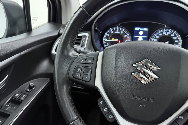 Vehicle Image 18