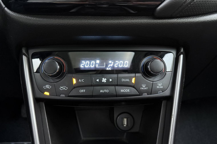 Vehicle Image 22