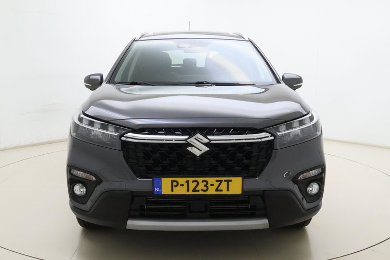 Vehicle Image 6