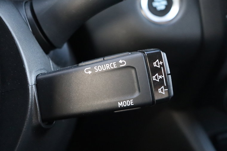Vehicle Image 28