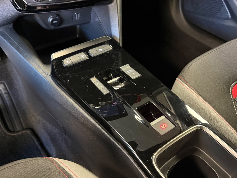 Vehicle Image 31