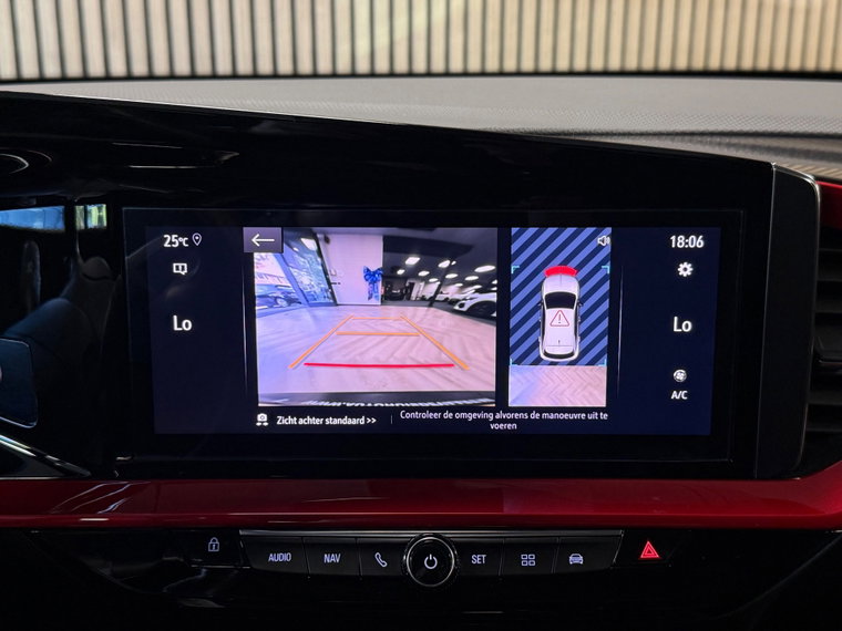 Vehicle Image 35