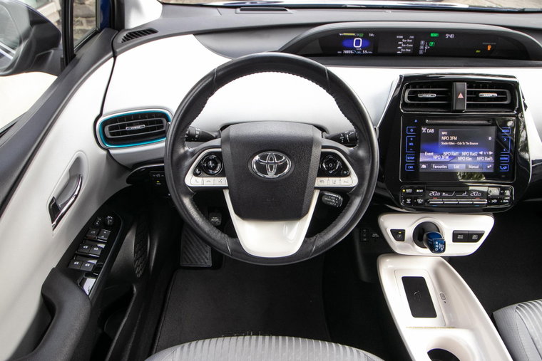 Vehicle Image 15