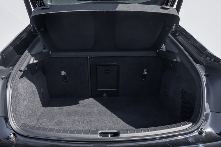 Vehicle Image 32
