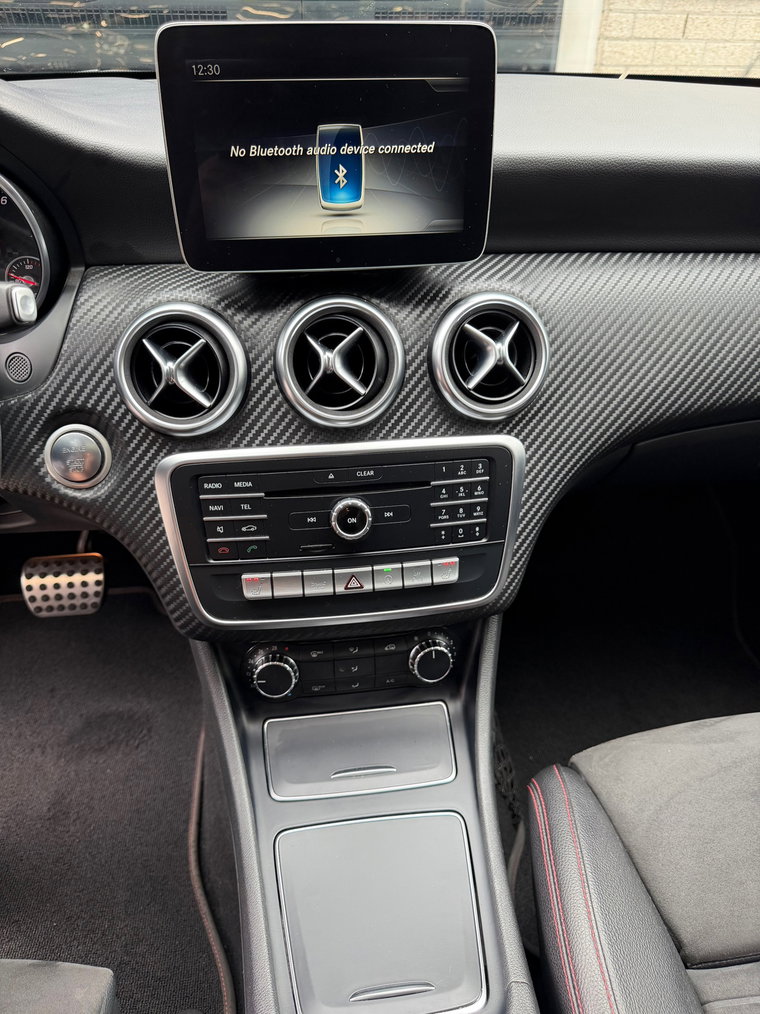 Vehicle Image 37