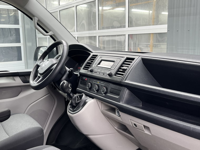 Vehicle Image 33