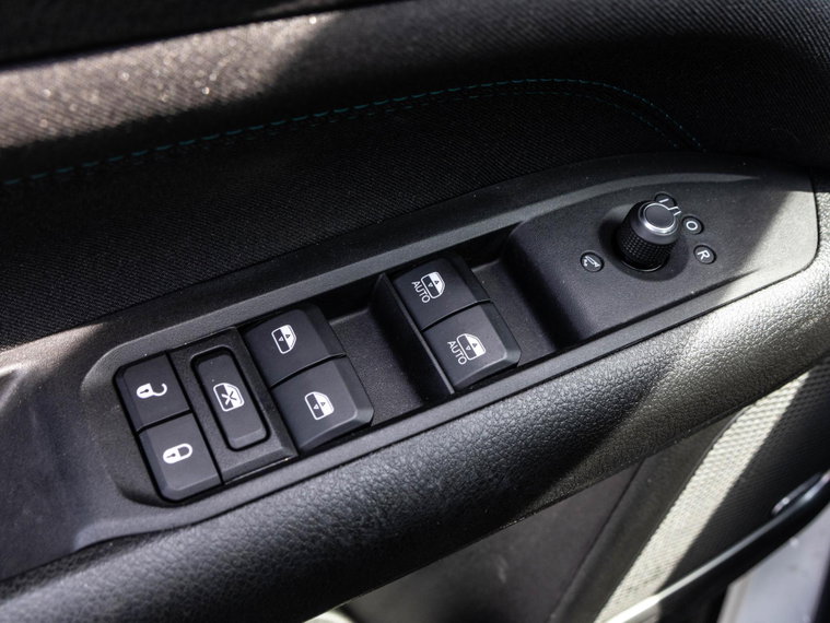 Vehicle Image 27