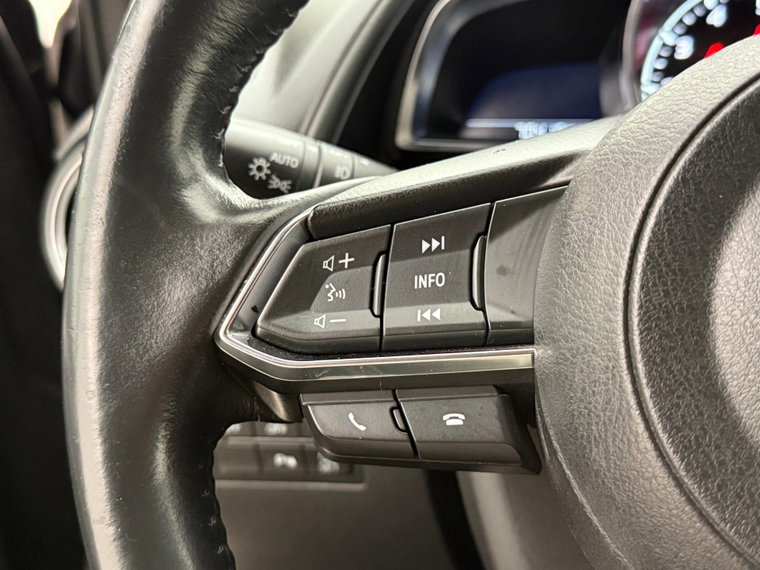 Vehicle Image 18