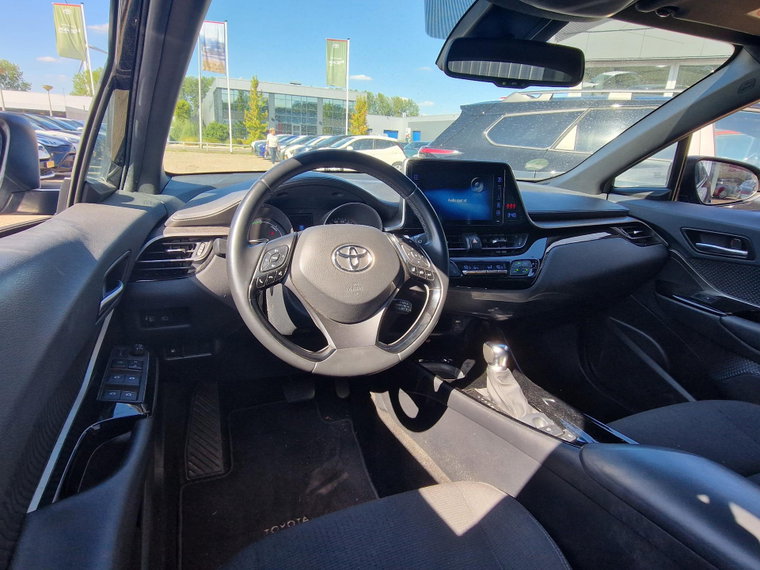 Vehicle Image 7