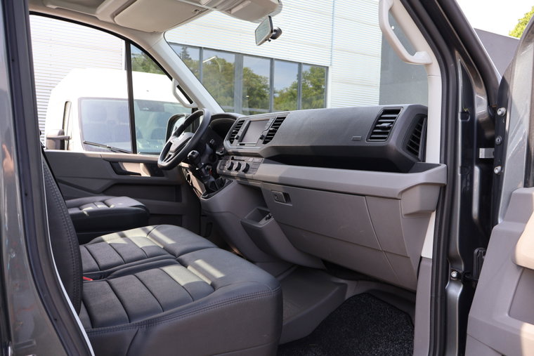Vehicle Image 35