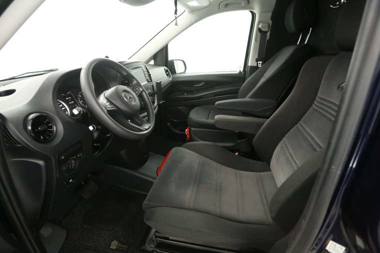 Vehicle Image 23