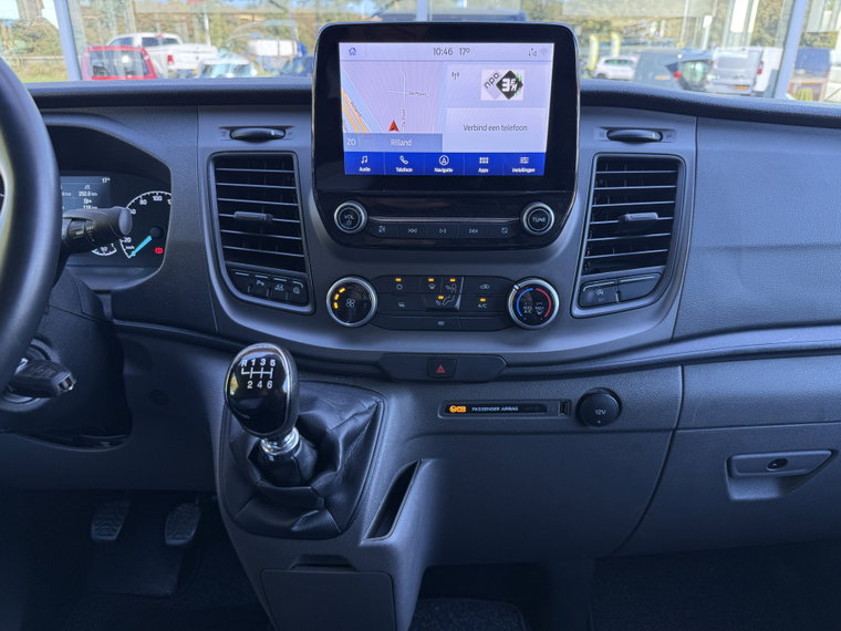 Vehicle Image 22