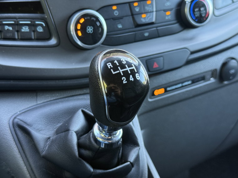Vehicle Image 31