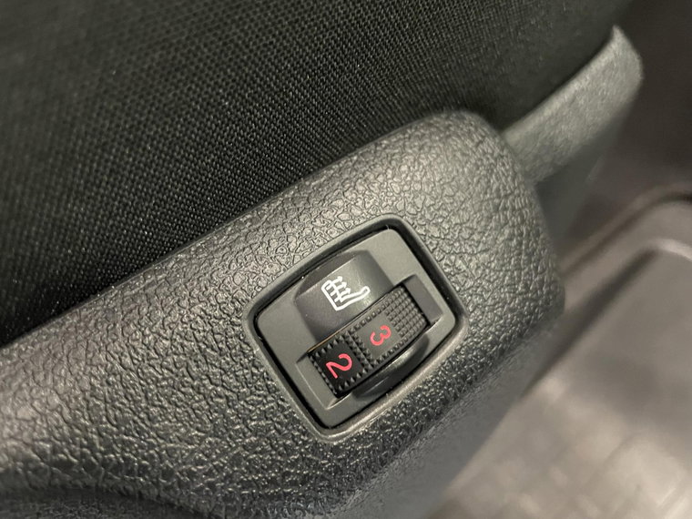 Vehicle Image 26