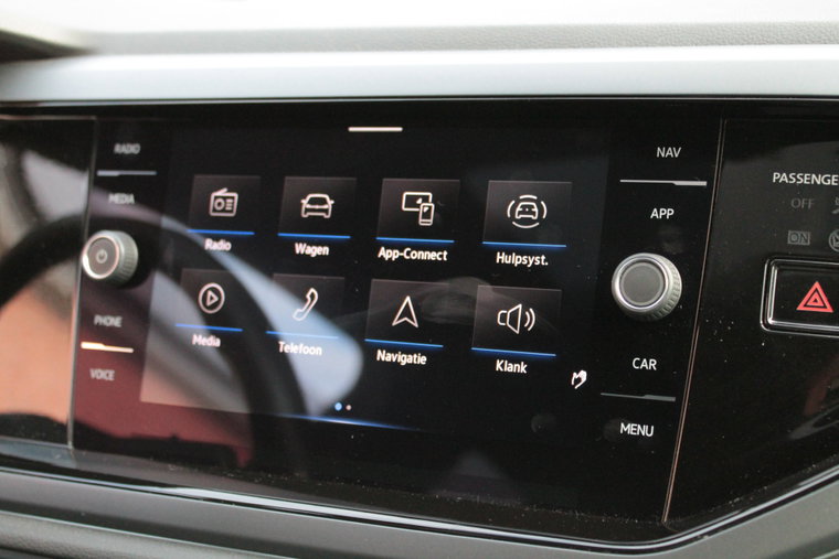 Vehicle Image 21