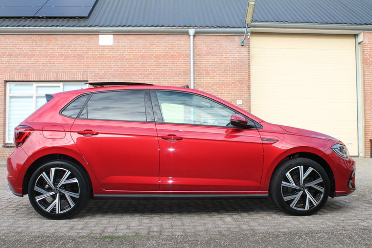 Vehicle Image 11