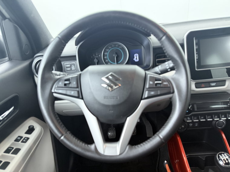 Vehicle Image 38