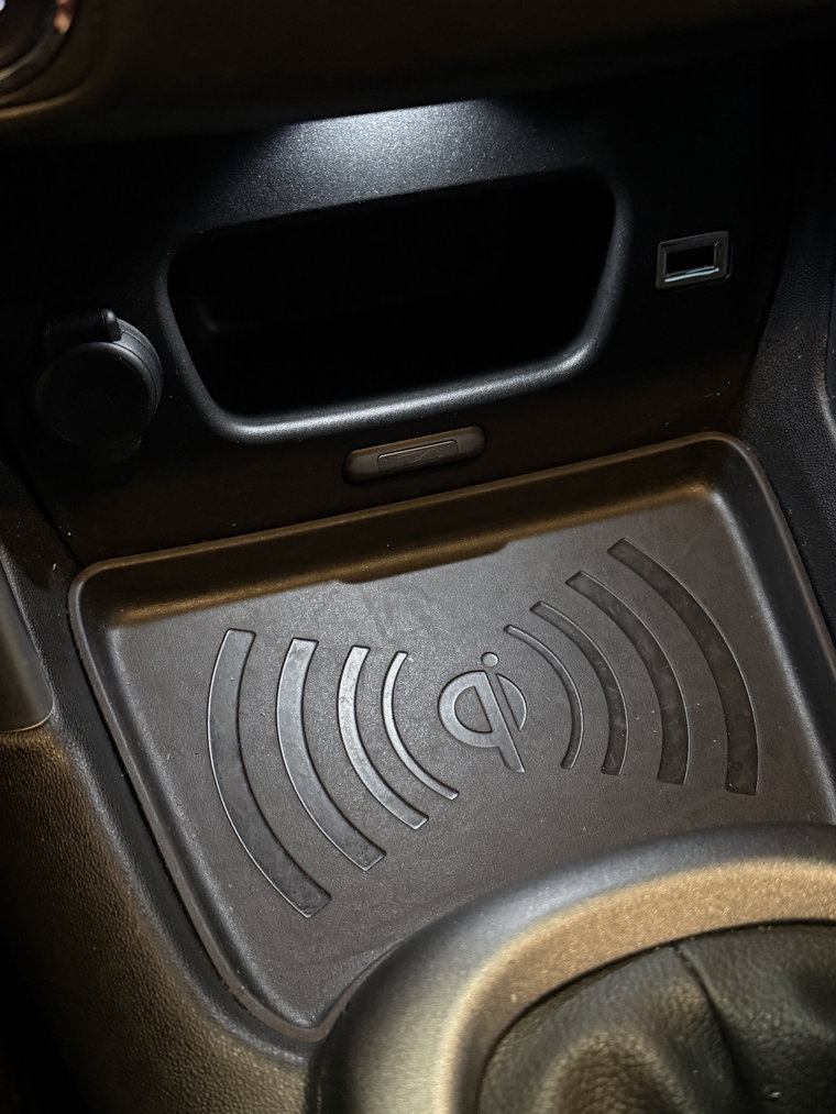 Vehicle Image 20