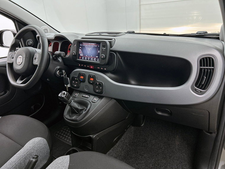 Vehicle Image 24
