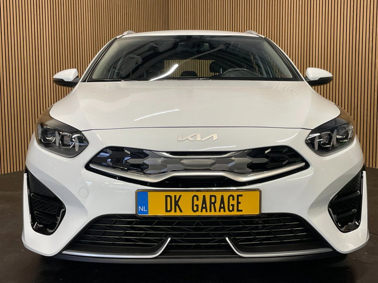 Vehicle Image 38