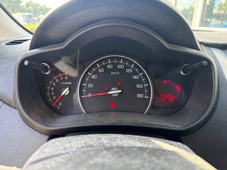 Vehicle Image 10