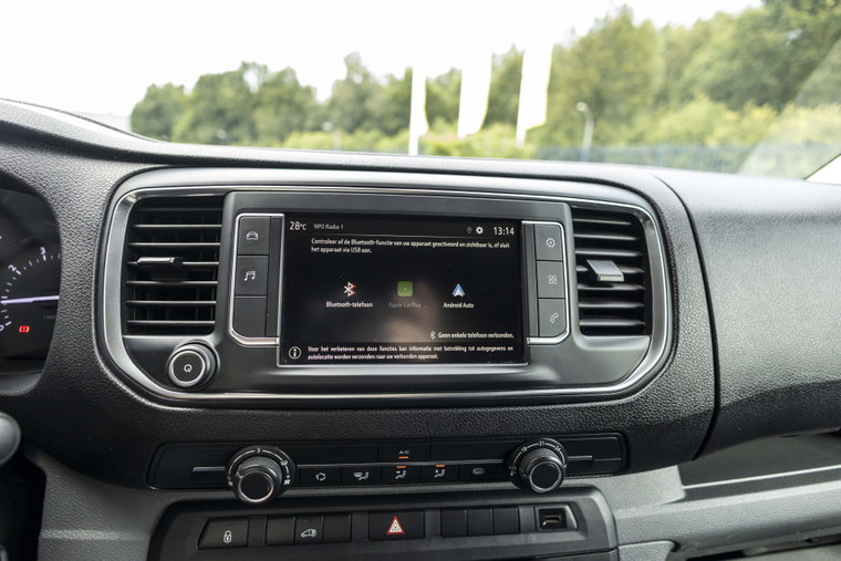 Vehicle Image 35