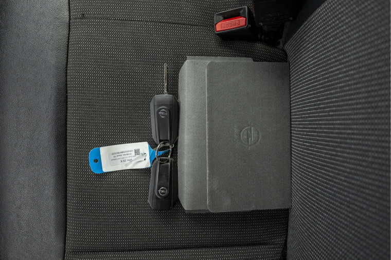 Vehicle Image 36