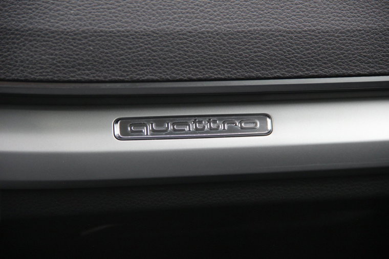 Vehicle Image 27