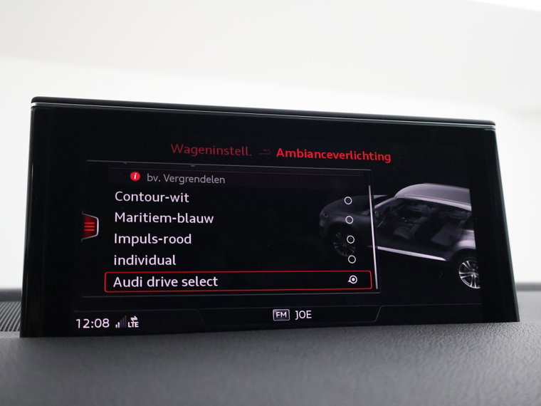 Vehicle Image 33
