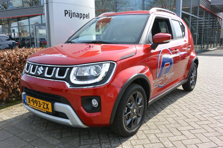 Vehicle Image 3