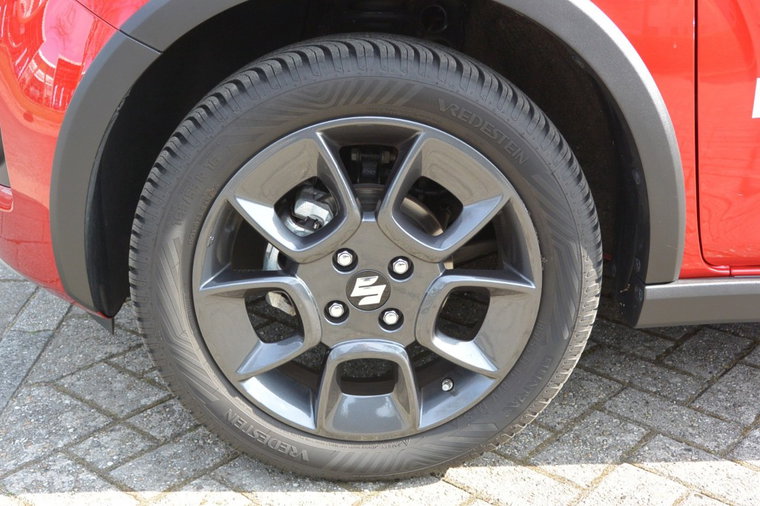 Vehicle Image 15