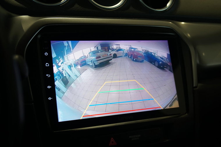 Vehicle Image 11