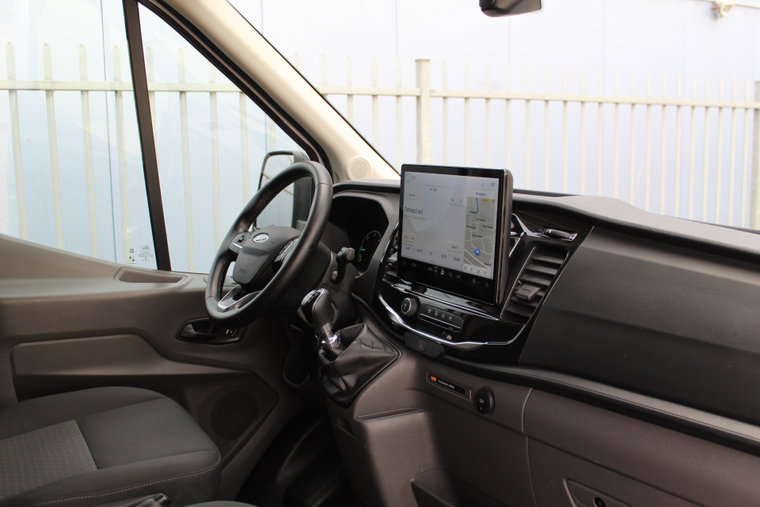 Vehicle Image 19