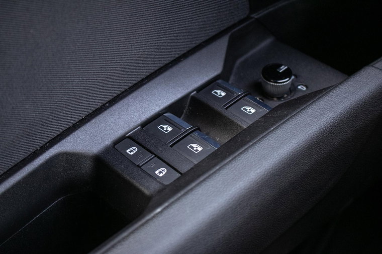 Vehicle Image 34