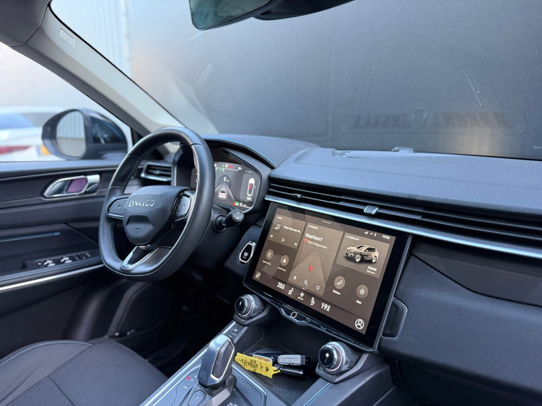 Vehicle Image 23