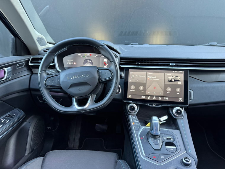 Vehicle Image 31