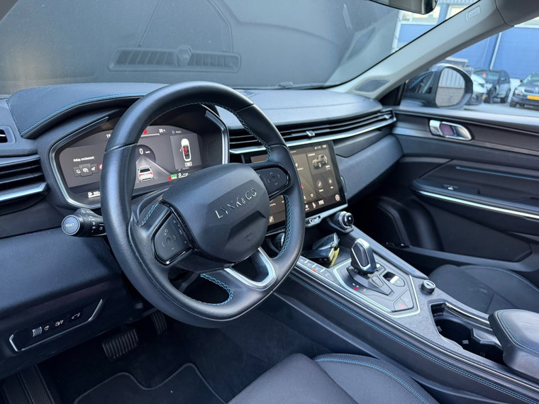 Vehicle Image 37