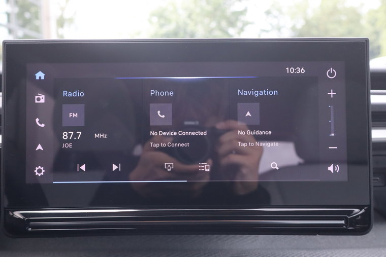 Vehicle Image 9