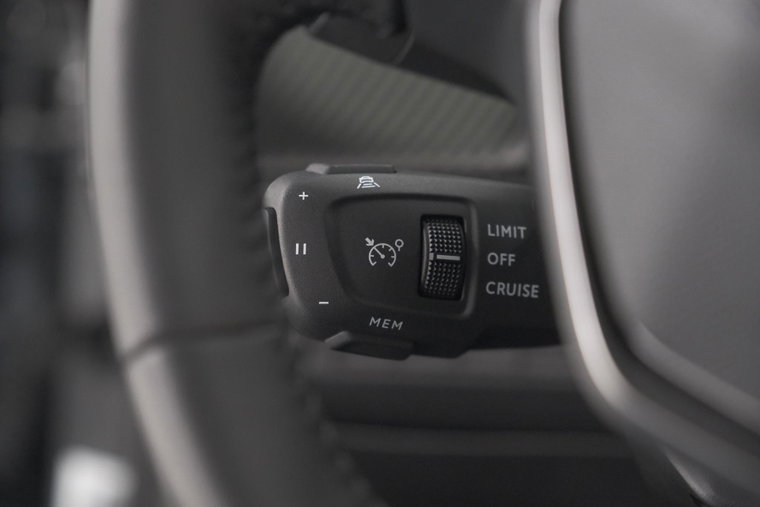Vehicle Image 37